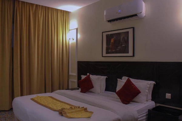 Rollins Hotel image 24